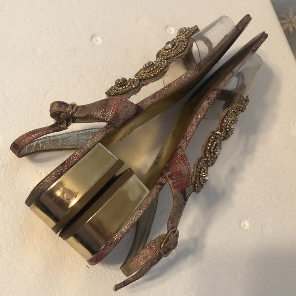 Adrianna Papell Daisy Gold Embellished Rhinestone Sandals size 8M - Picture 8 of 11